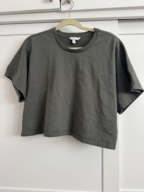 Banana Republic Cropped Boxy Tee - Olive
